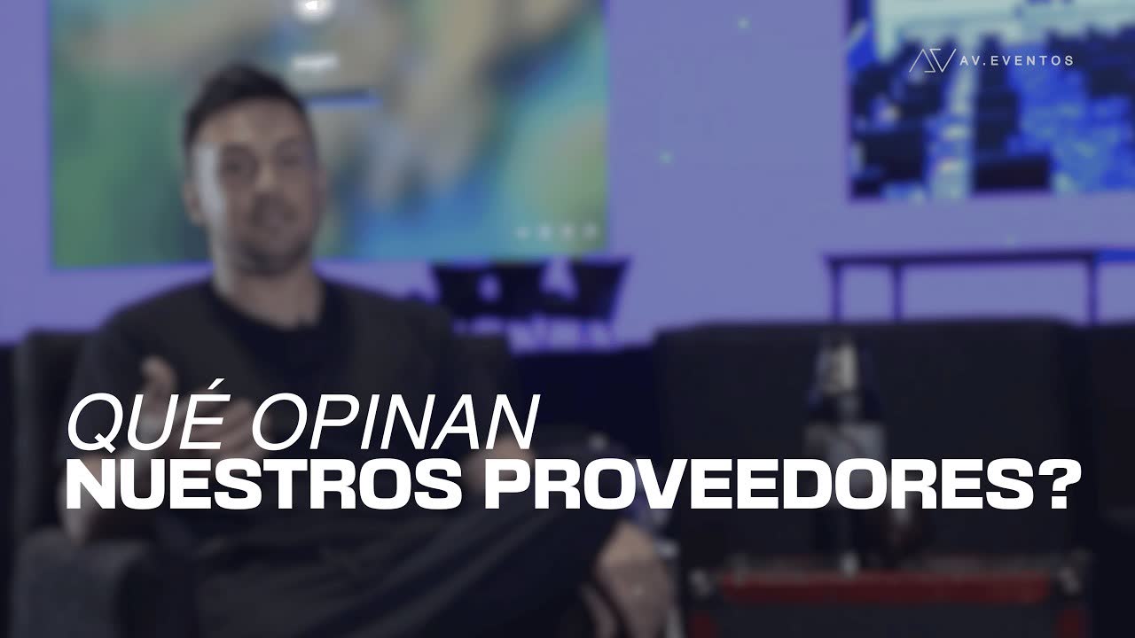 Proveedores de AV Eventos hablando a cámara sobre cómo es trabajar con la productora